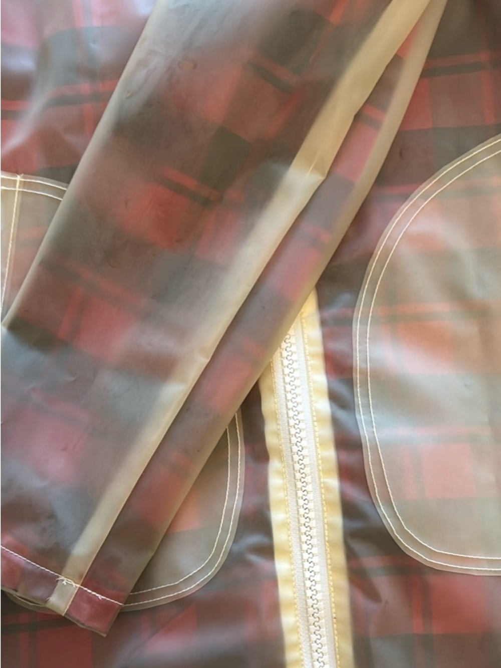 Moose Knuckles Fillion transparent raincoat - Picture 5 of 5